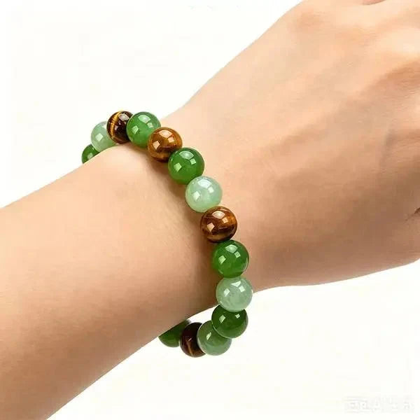 Wealth-attracting bracelet strung with Green Aventurine, Green Quartz